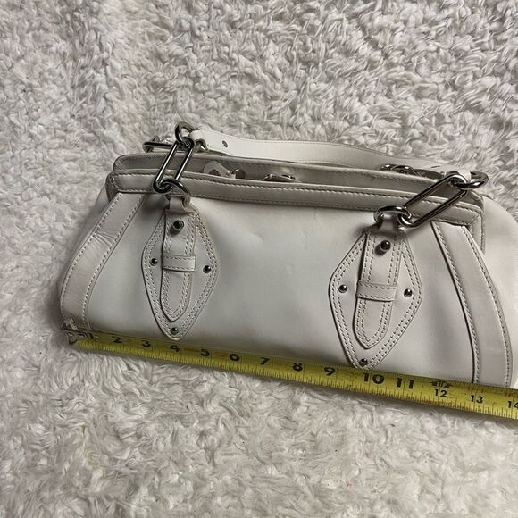COLE HAAN TRINITY Baguette style Leather White Satchel silver tone hardwares. - Picture 9 of 14